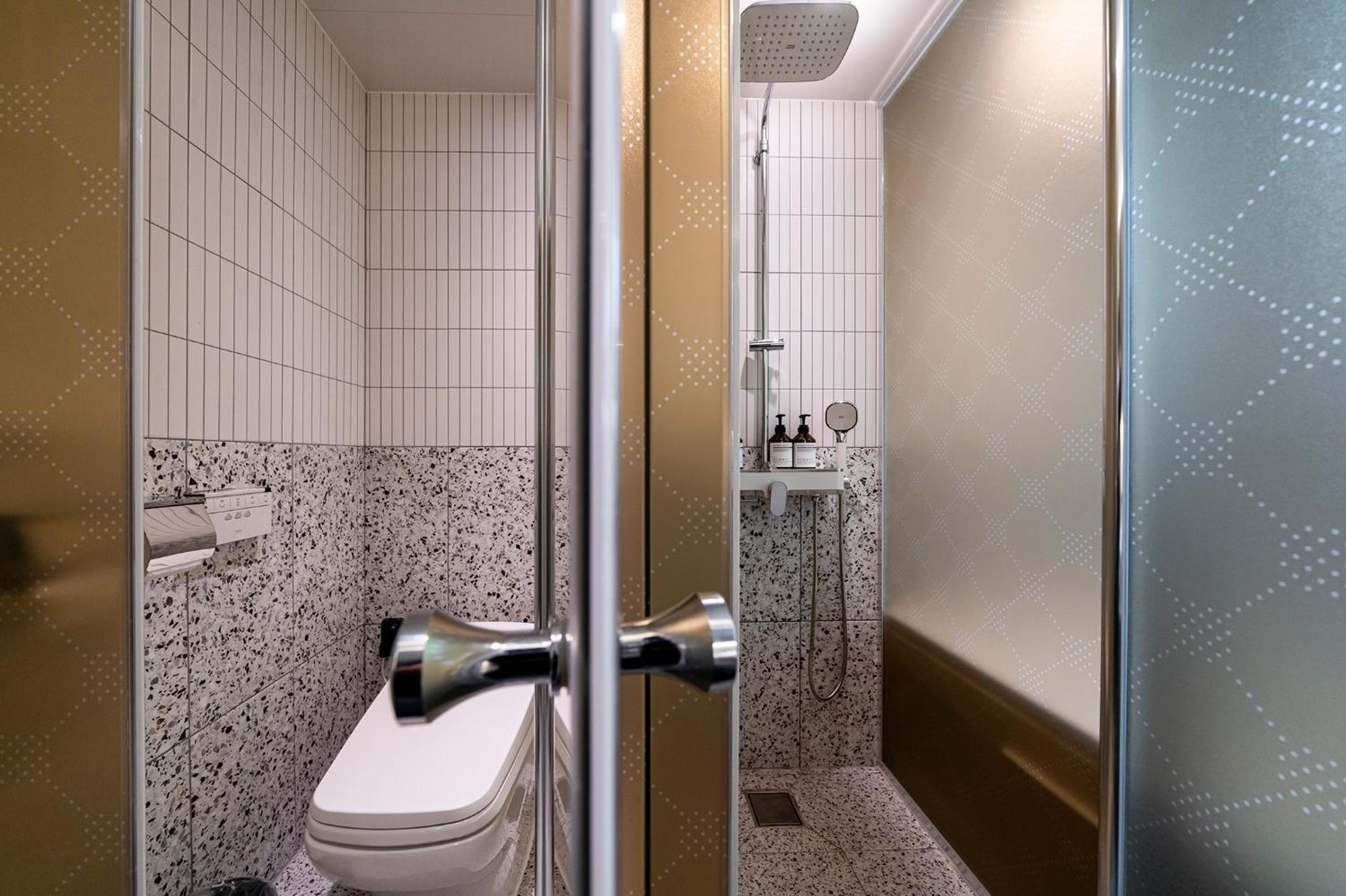 Urban Brown Hotel Chungju City Hall Екстер'єр фото