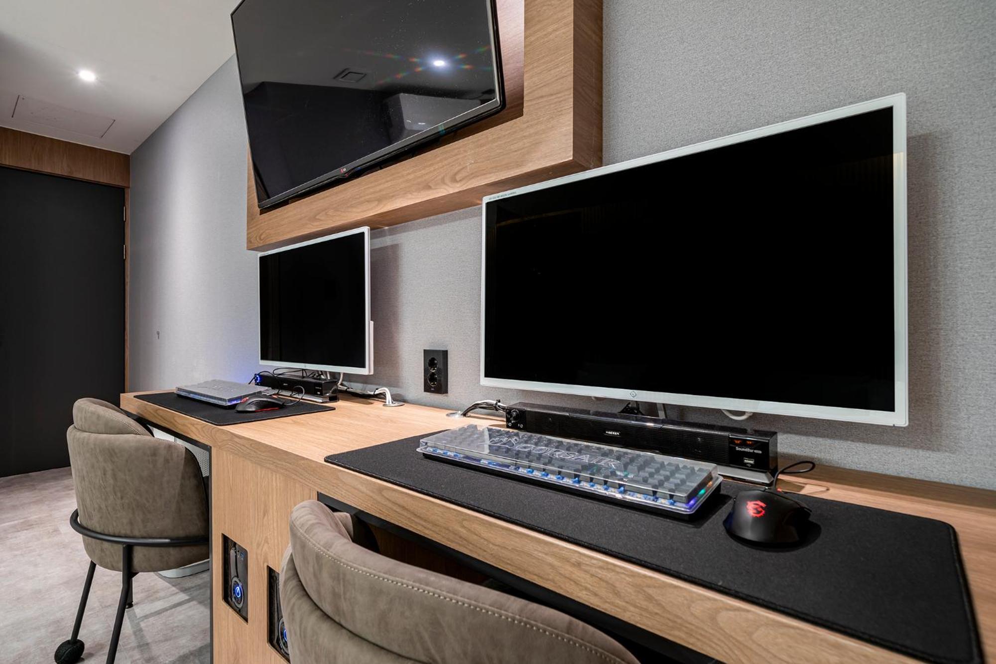 Urban Brown Hotel Chungju City Hall Екстер'єр фото