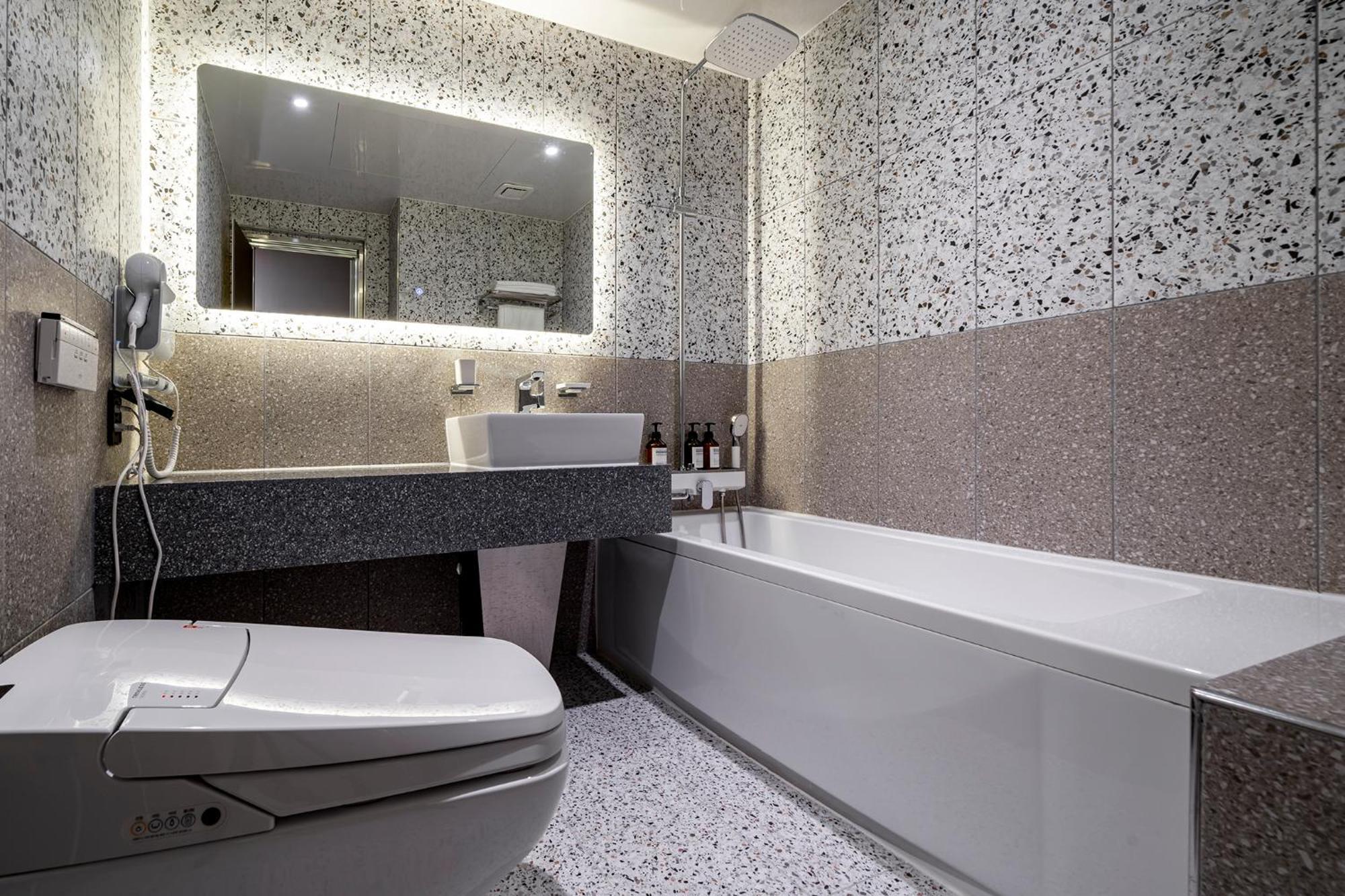 Urban Brown Hotel Chungju City Hall Екстер'єр фото