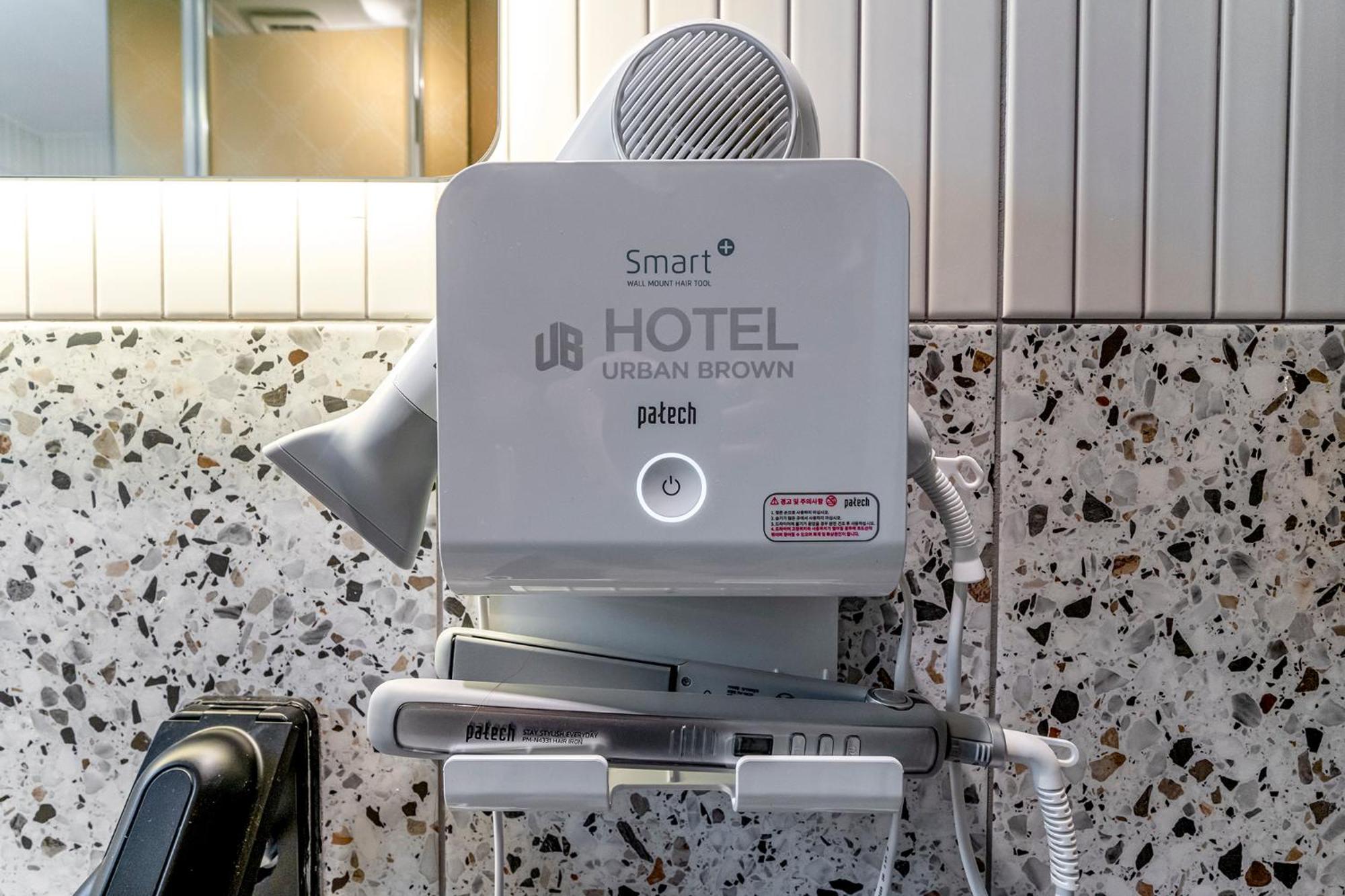 Urban Brown Hotel Chungju City Hall Екстер'єр фото