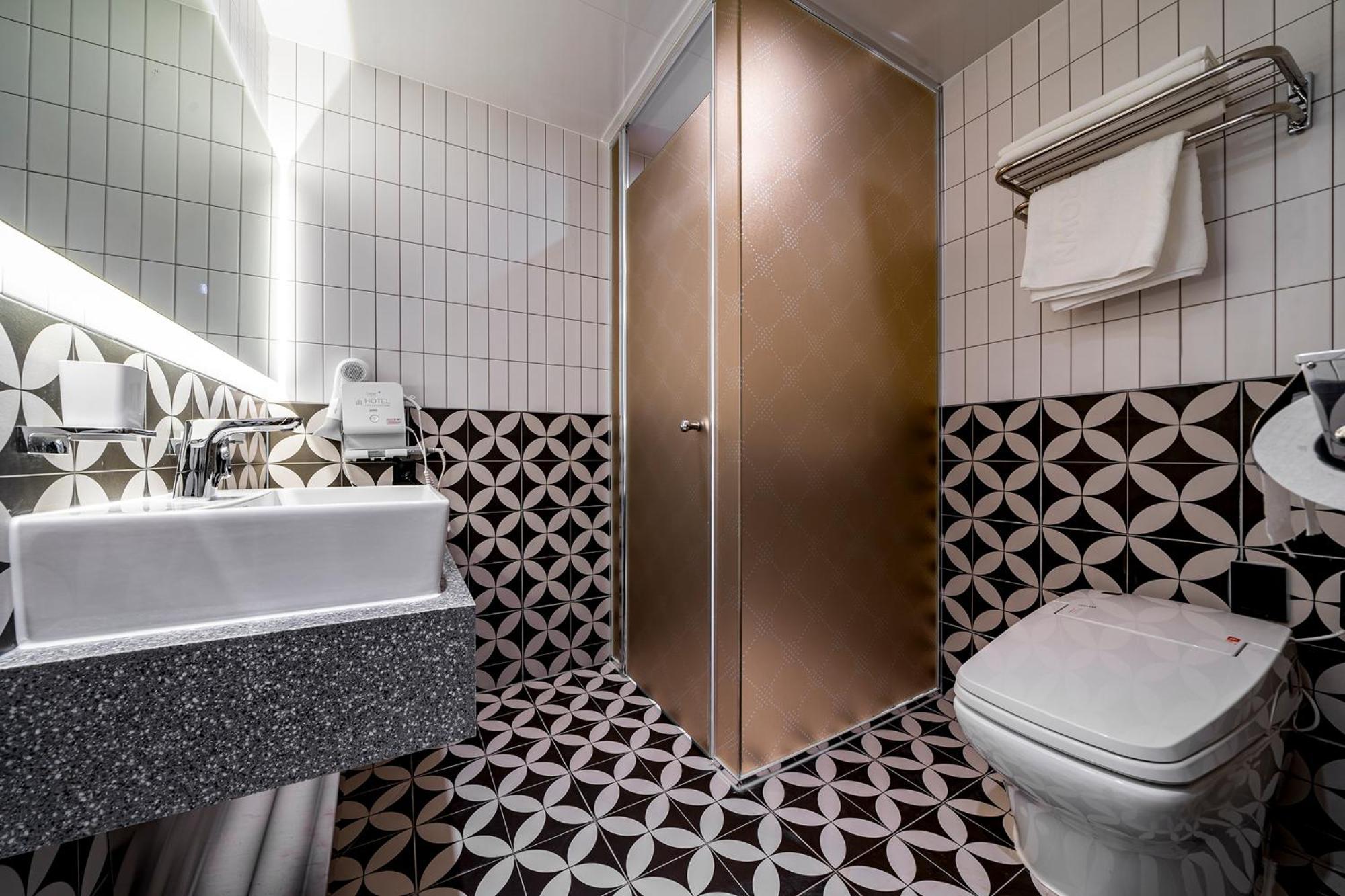 Urban Brown Hotel Chungju City Hall Екстер'єр фото
